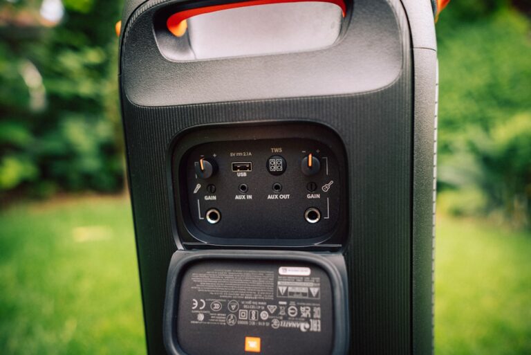 Why Wellwavehub.com Has the Best Bluetooth Speakers Available